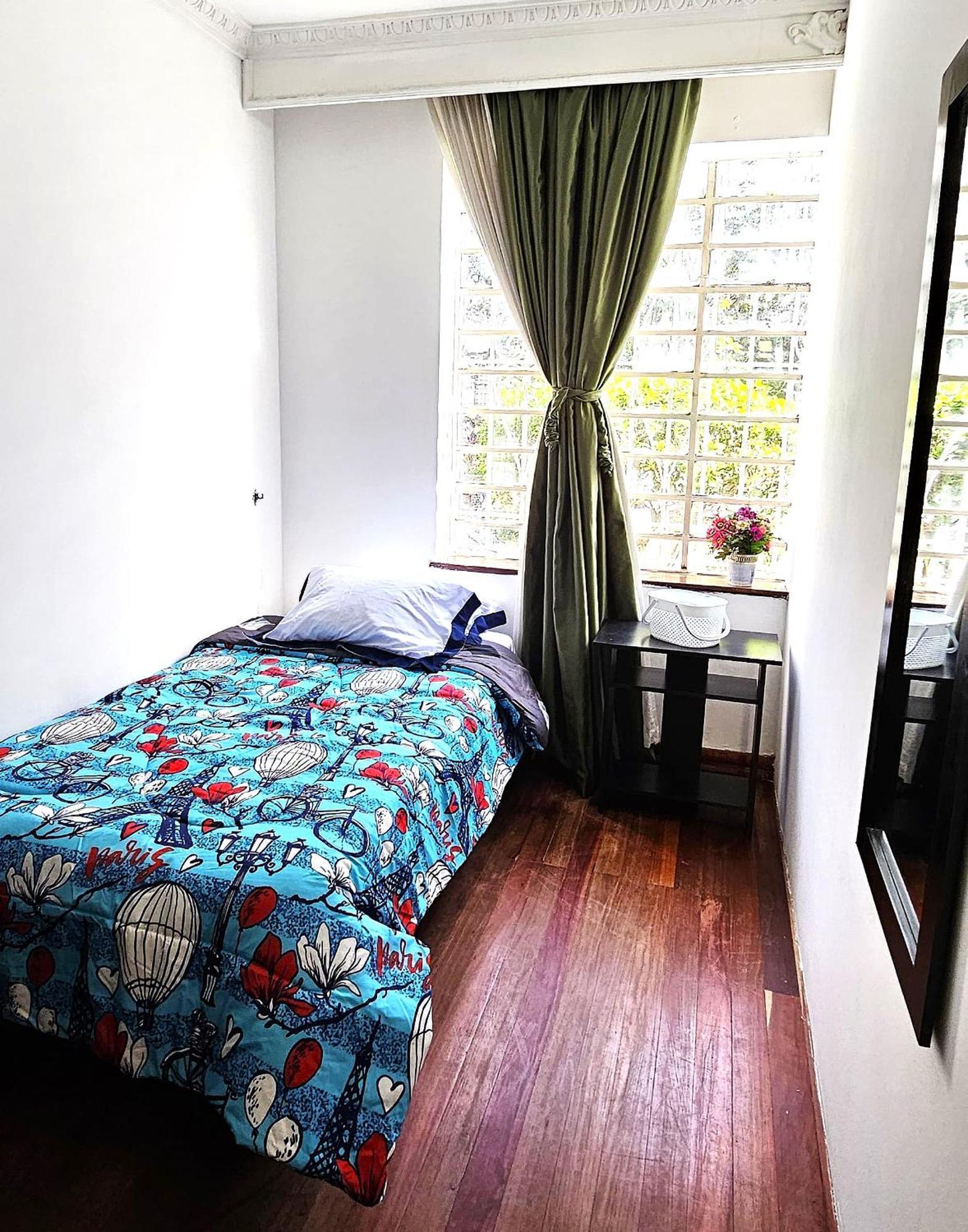 Casa En Bogota Ubicada En Zona Central Extérieur photo